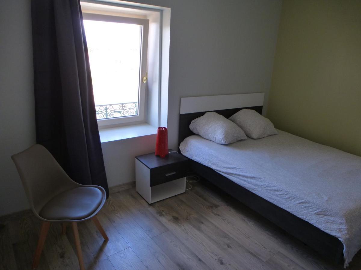 Passins Grand Studio Et Jolies Chambres A Louer מראה חיצוני תמונה