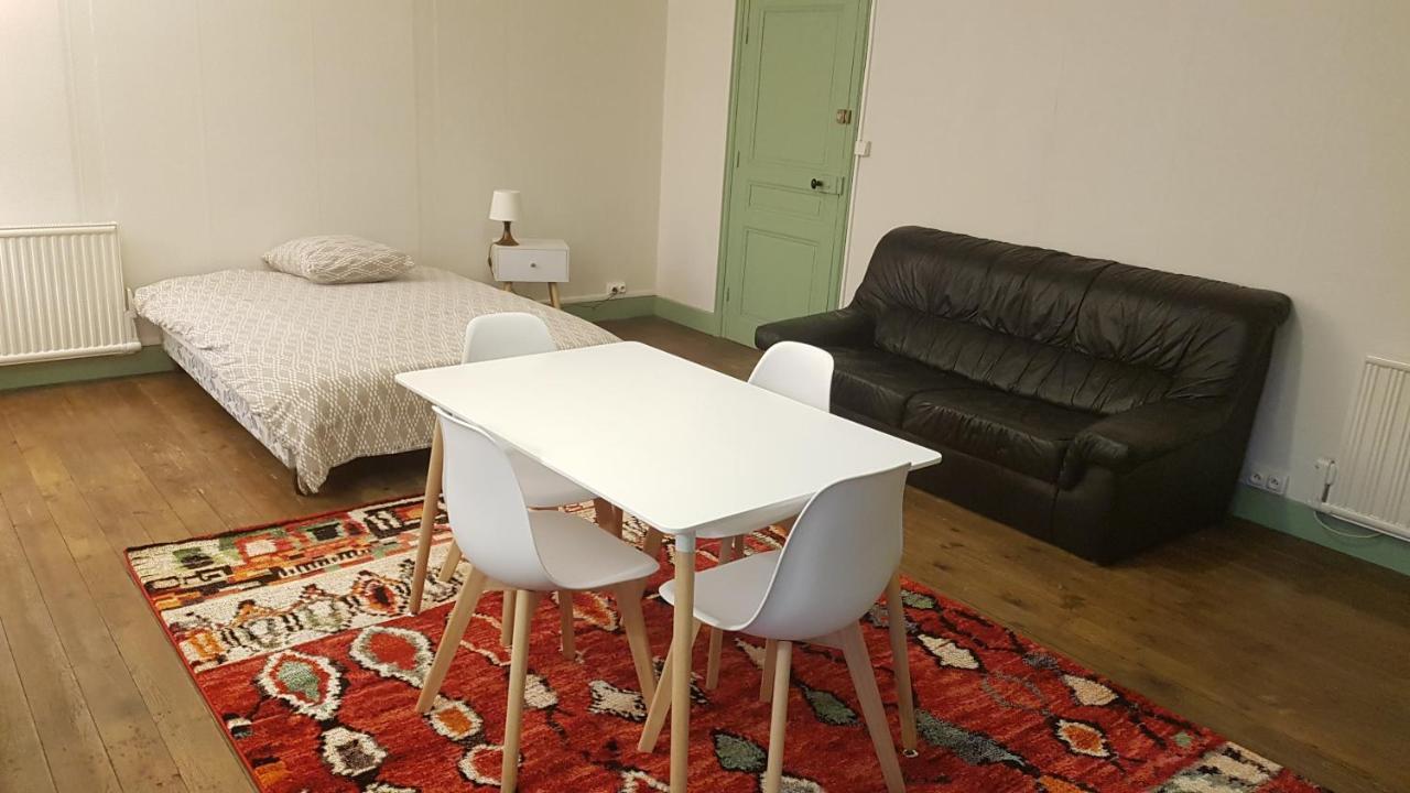Passins Grand Studio Et Jolies Chambres A Louer מראה חיצוני תמונה